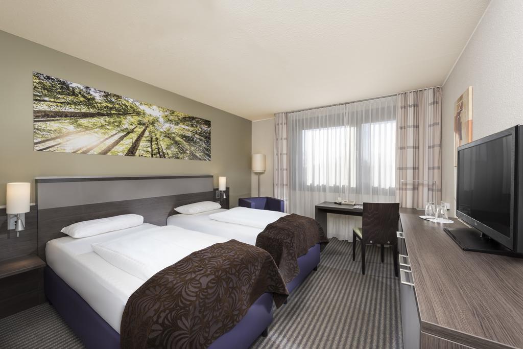 Mercure Duesseldorf Airport Ratingen Oda fotoğraf